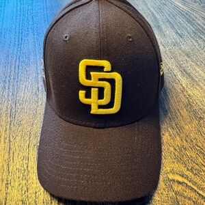 Men's New Era Brown San Diego Padres 2024 MLB Postseason Side Patch 39THIRTY